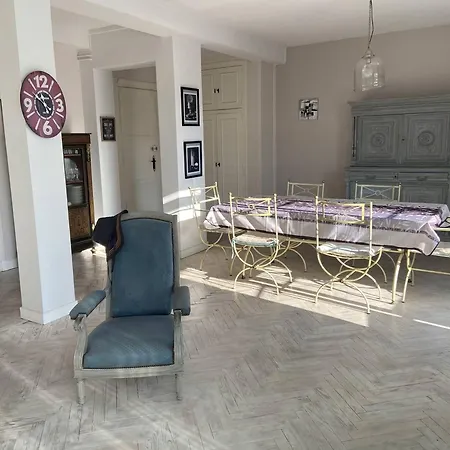 Lumineux Et Spacieux Au Centre De - Fr-1-738-44 Apartamento *